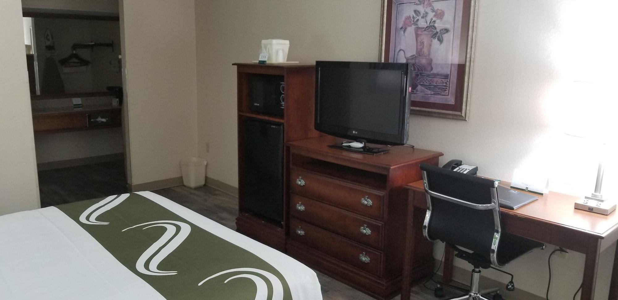 Quality Inn Pelham I-65 Exit 246 Dış mekan fotoğraf