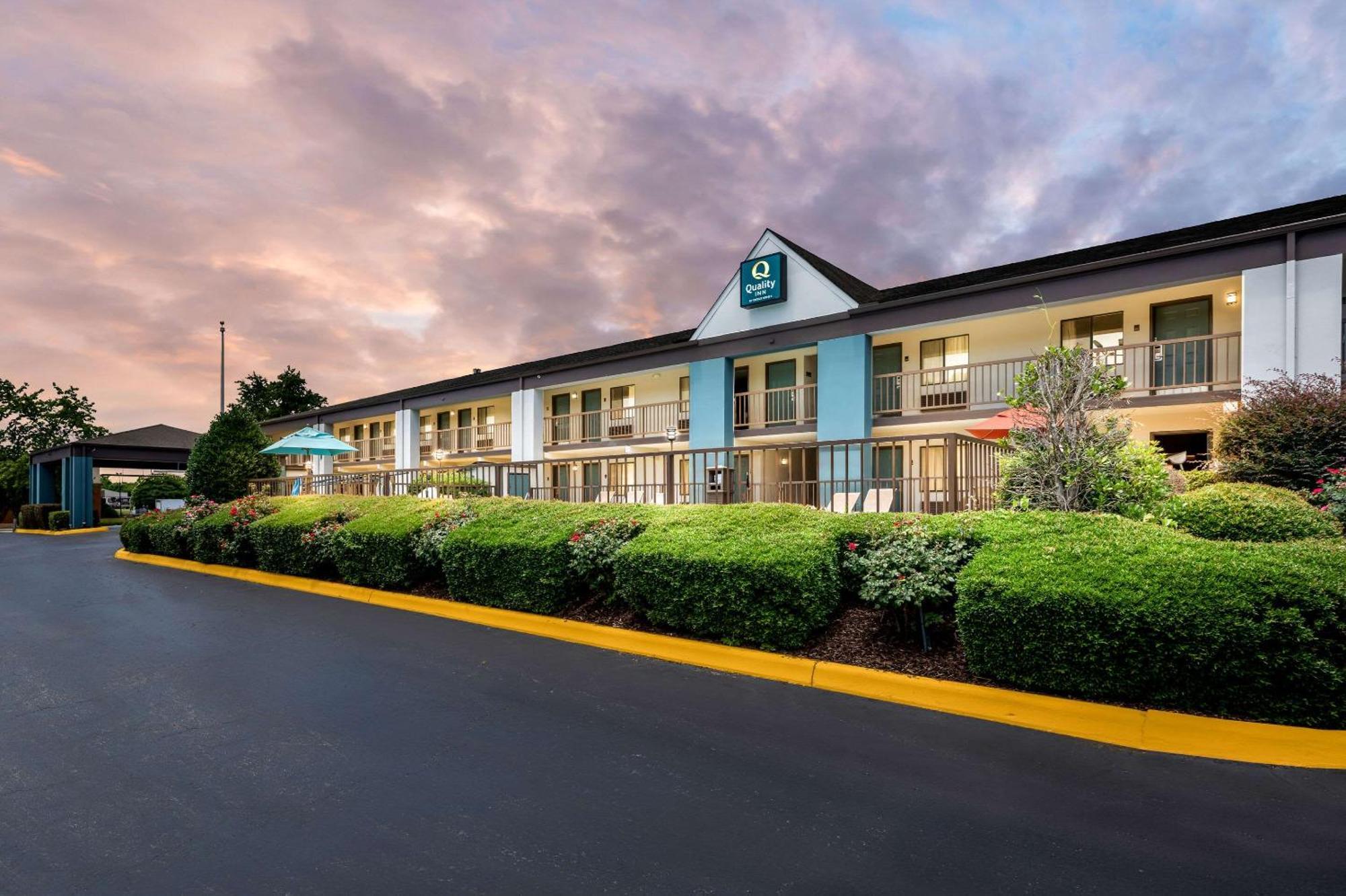 Quality Inn Pelham I-65 Exit 246 Dış mekan fotoğraf
